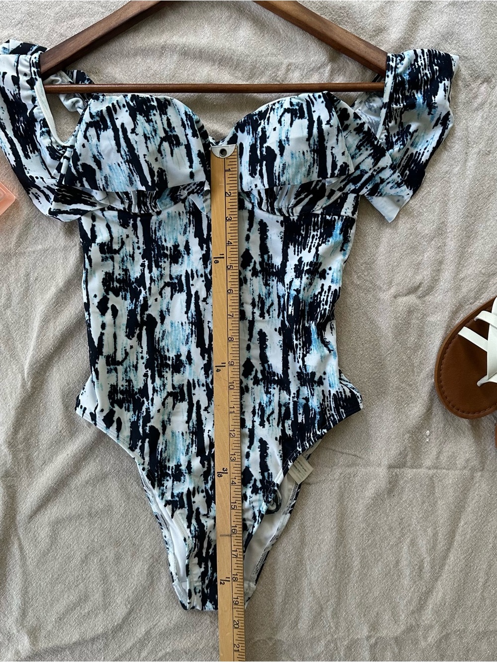 NEW Abercrombie Off the Shoulder Flounce Neckline One Piece Swimsuit with Sarong - Picture 9 of 10